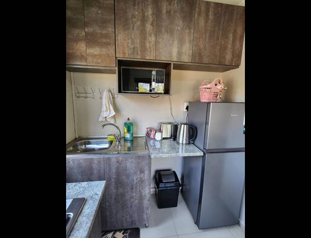 2 BEDROOM PROPERTY TO RENT IN BEREA WEST